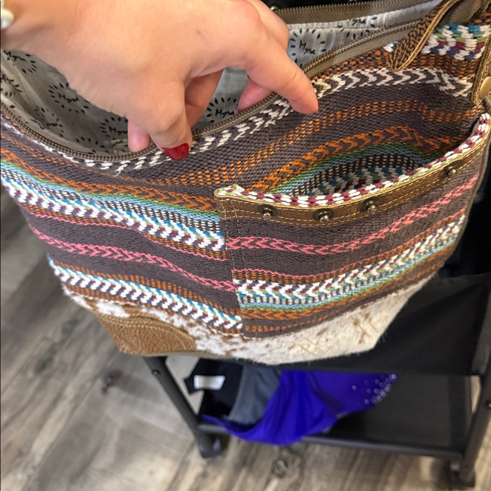Myra Bag White and Black Patterned Interior - Picture 3 of 4